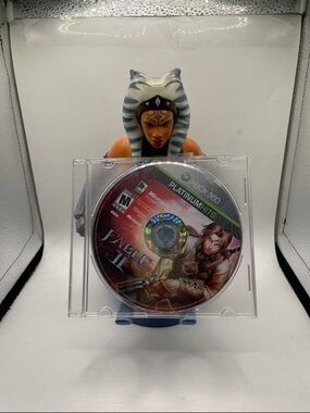 Microsoft Xbox 360 Fable II Game Disc with Blue and White Figure Stand
